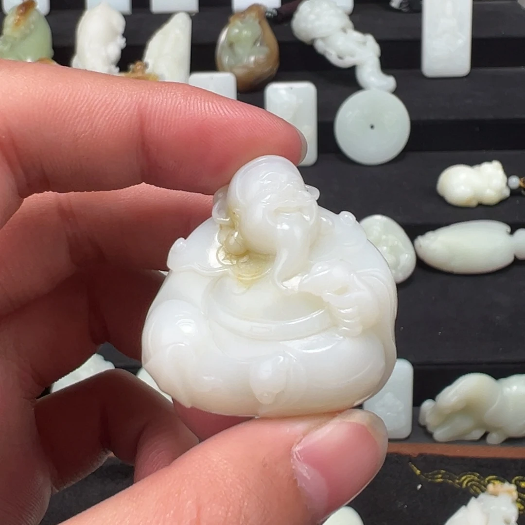 和田玉颈饰未镶嵌顺*