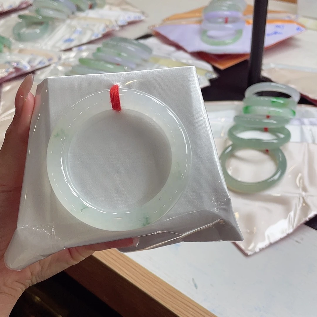 翡翠手镯未镶嵌87号链接