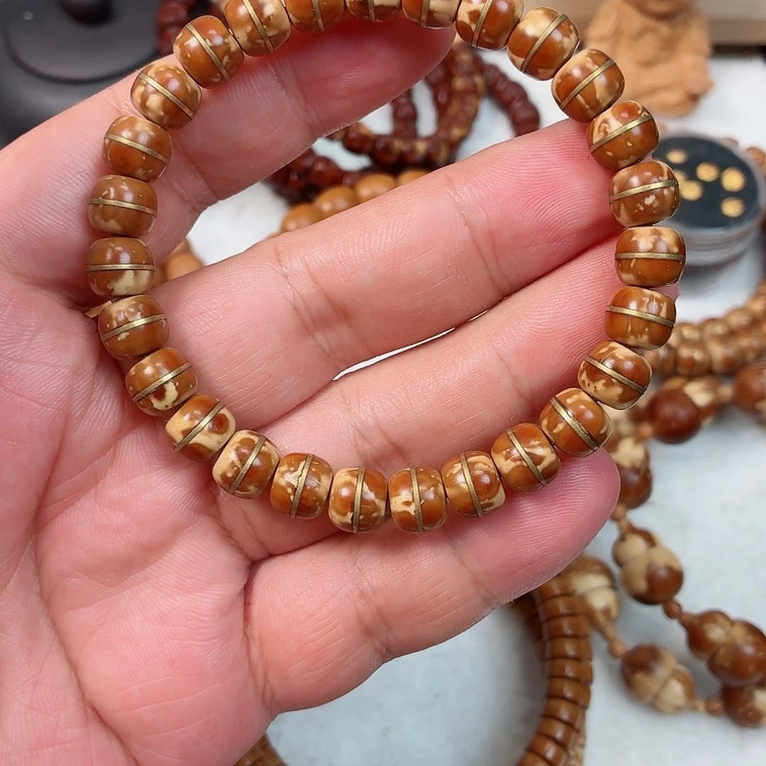 紫金鼠手串金腰带一线天