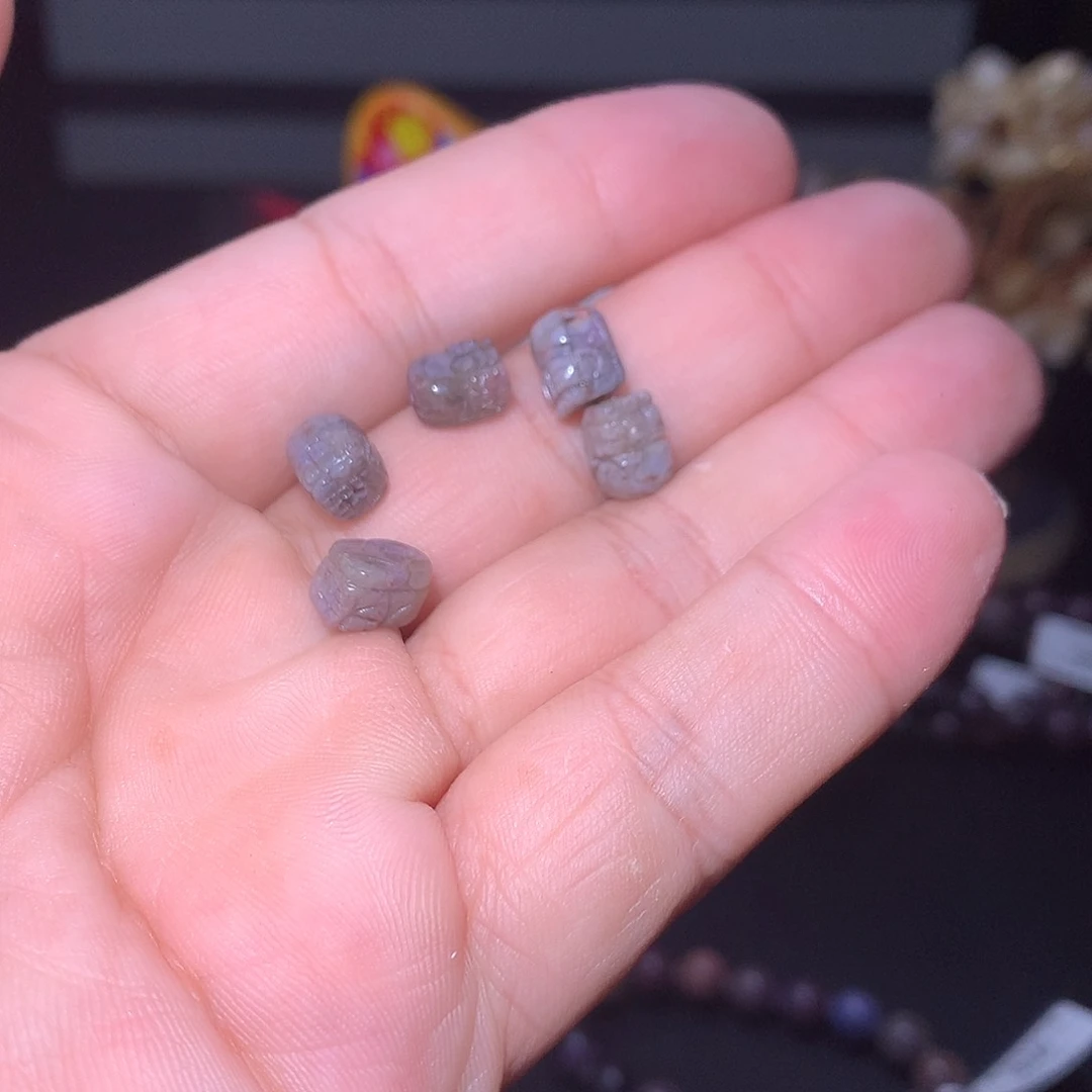 未镶嵌苏纪石（舒俱来）貔貅单颗