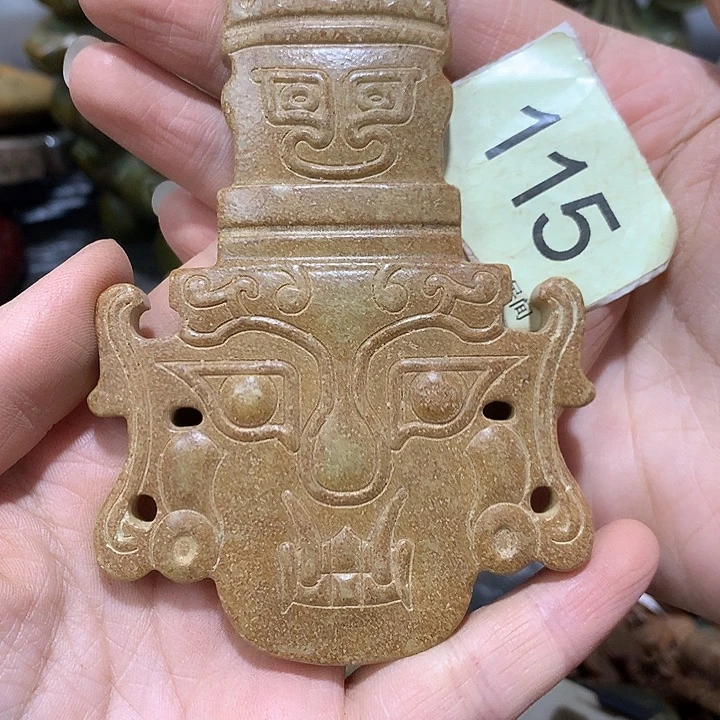 佛***阁和田玉未镶嵌戒指