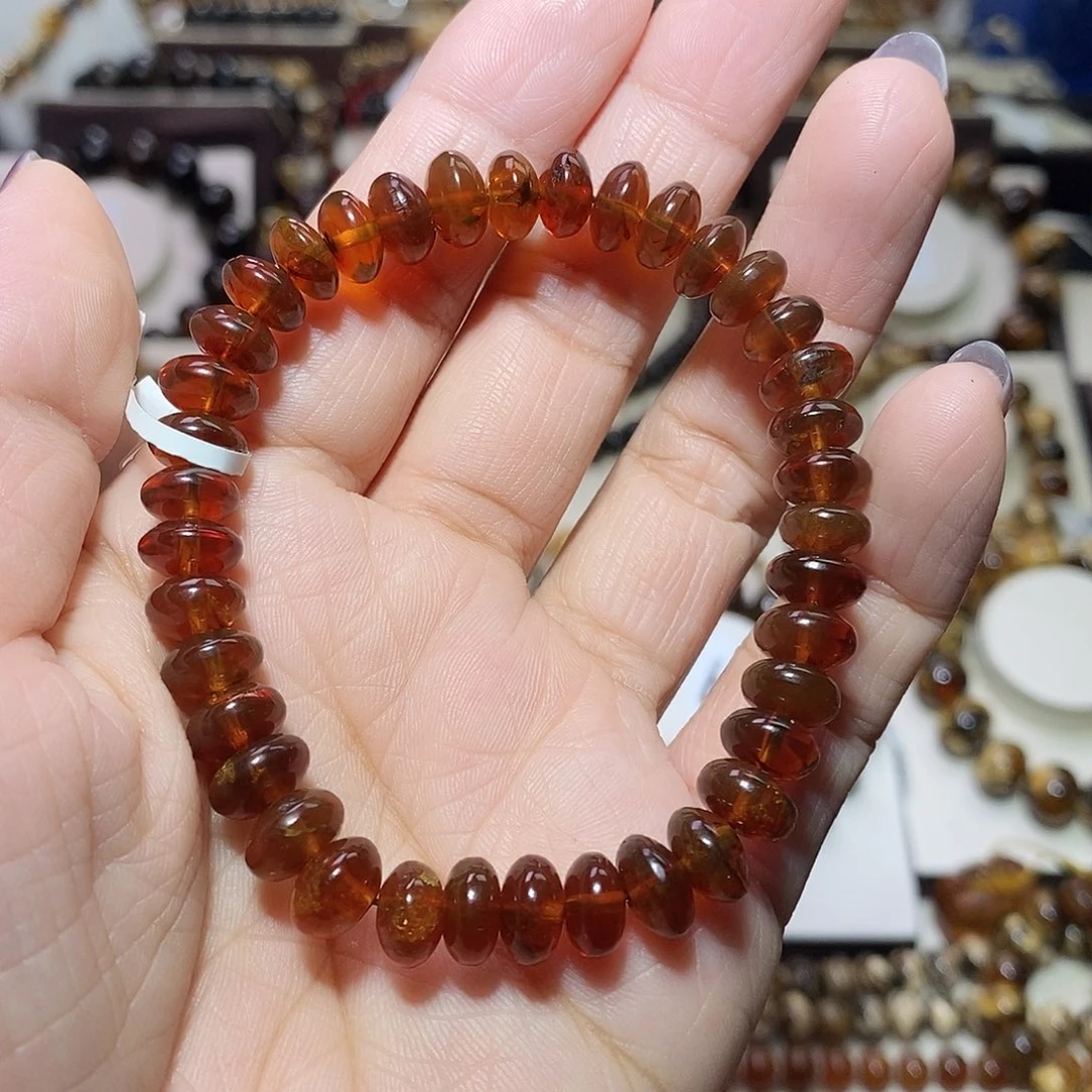 琥珀未镶嵌裸石血珀8m