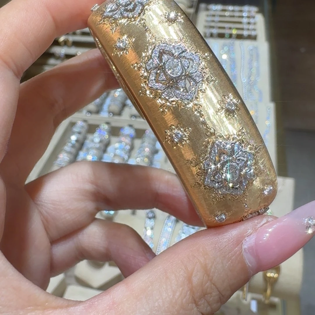 钻石18K金镶嵌手镯