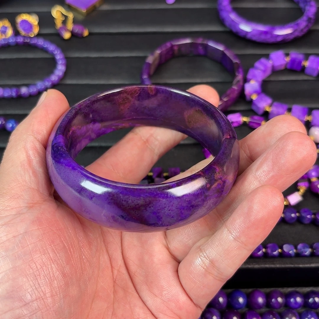 悦****苏纪石（舒俱来）未镶嵌手镯