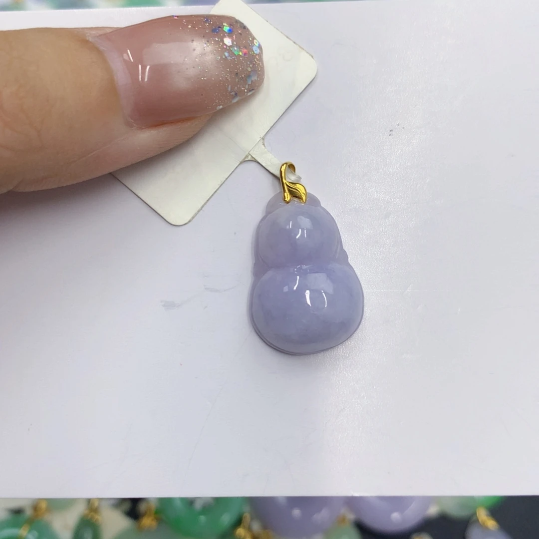 翡翠18K金镶嵌颈饰翡翠