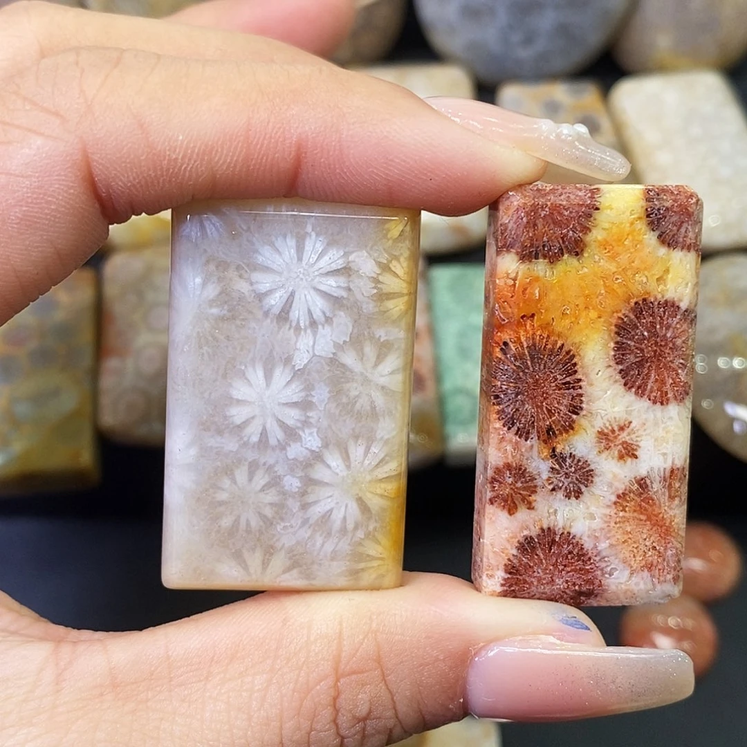 硅化玉颈饰合金春**月