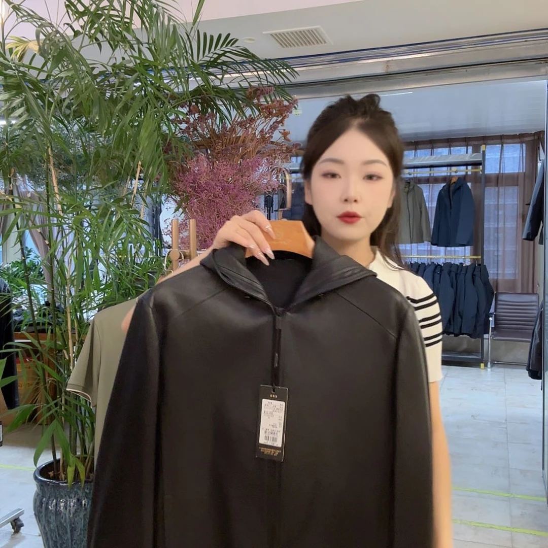 上衣的搭配非常好看的