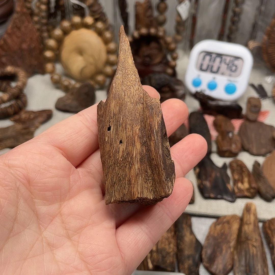 沉香沉香碎屑老挝土沉5.85+