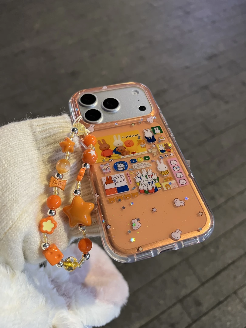 小众ins可爱兔子插画适用于17pro/16promax手机壳苹果15/14/13