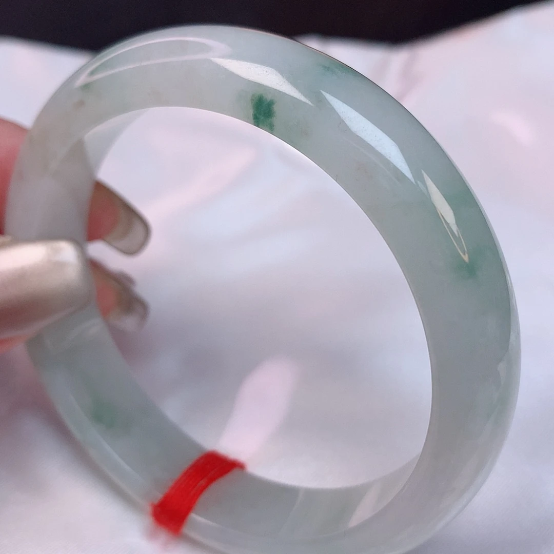 翡翠手镯未镶嵌56+ 翡翠手镯