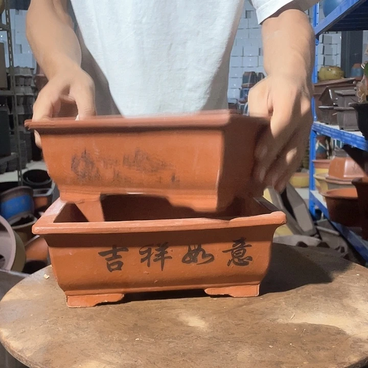 26-26红色马槽花盆花盆