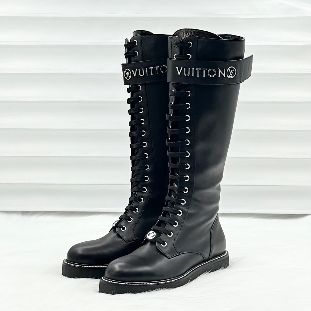 99新 LouisVuitton/路易威登 银扣牛皮长靴39码 公价1.5w j9047