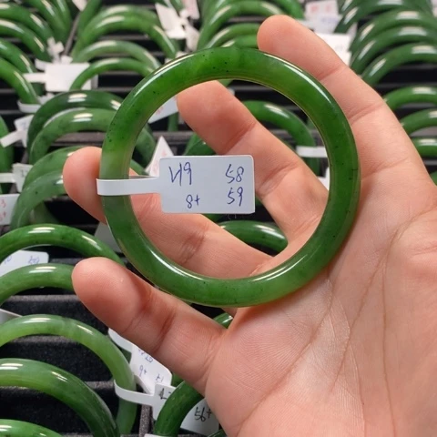 和田玉（碧玉）手镯未镶嵌