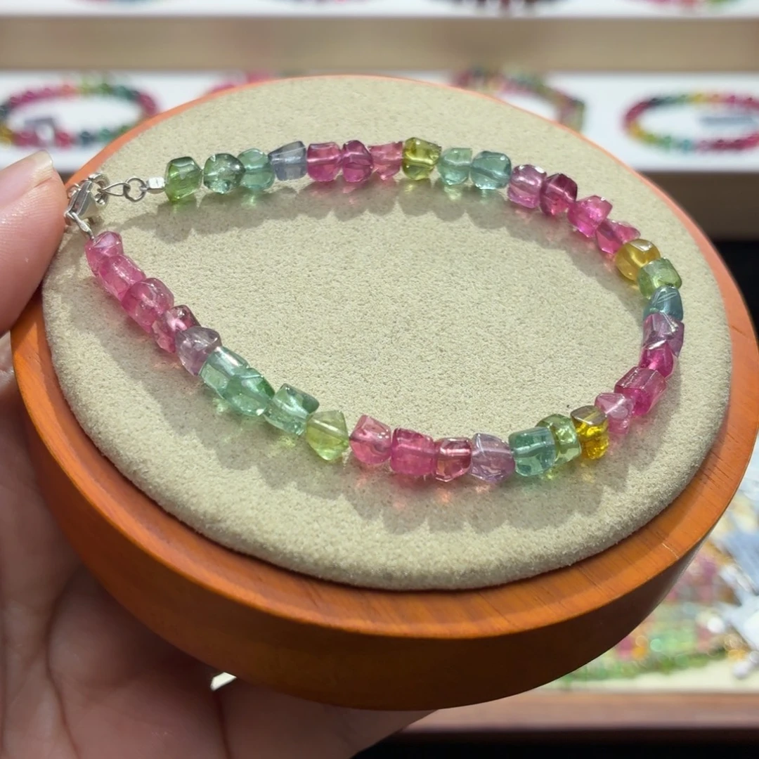 未镶嵌碧玺手串两天看货期