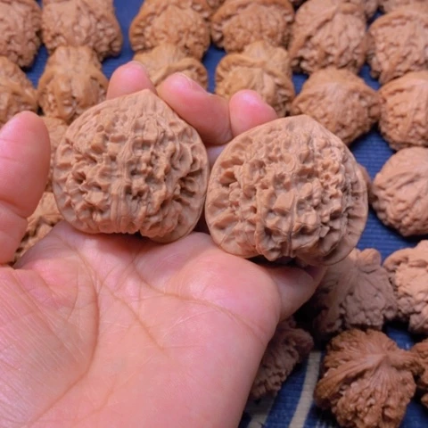 【闪购商品】吊坠文玩核桃官帽47