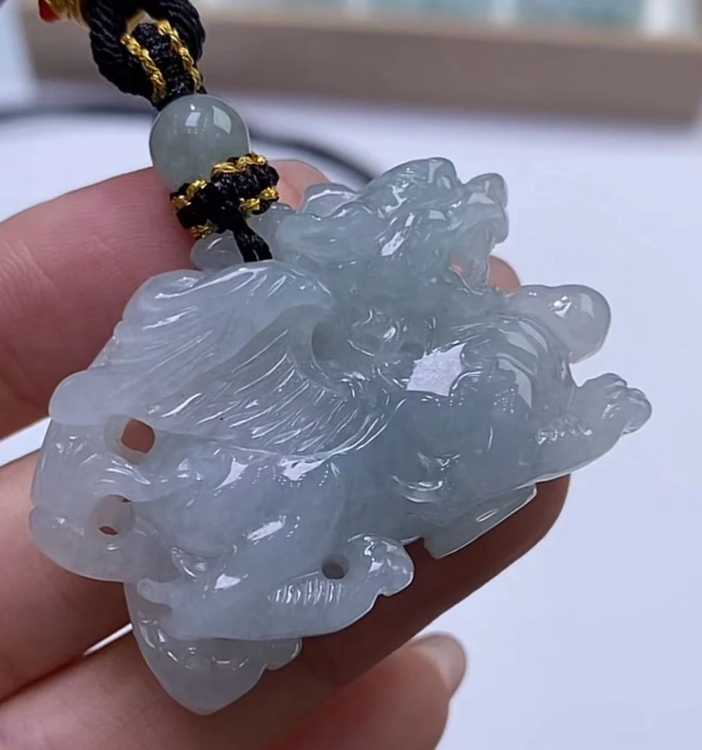 2229000/天然缅甸翡翠A货貔貅挂件   多样性一件发