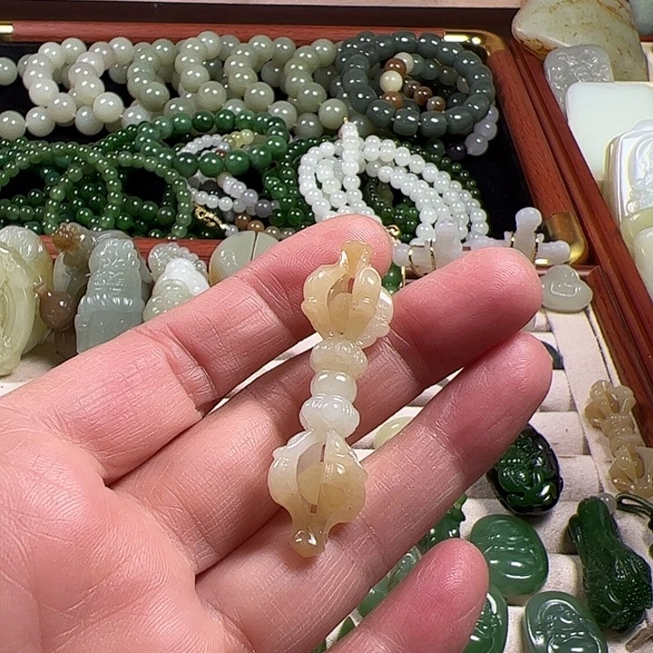 和田玉（糖玉）未镶嵌手链