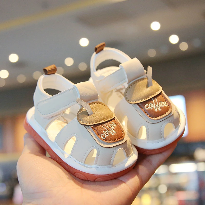 夏季宝宝学步鞋0-1-2岁婴儿软底防滑包防撞不掉凉鞋幼童叫叫鞋3岁