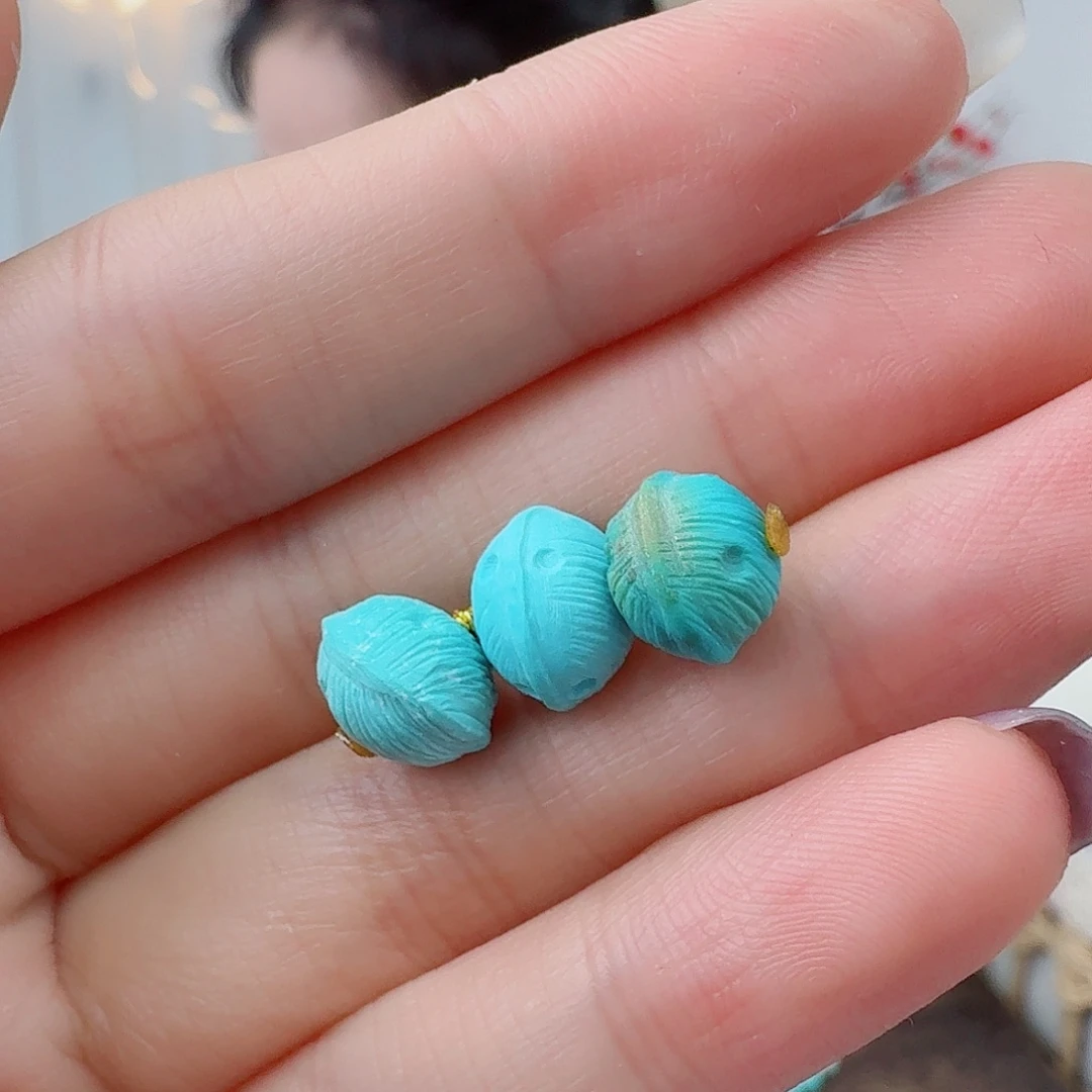 绿松石未镶嵌珠宝奇石