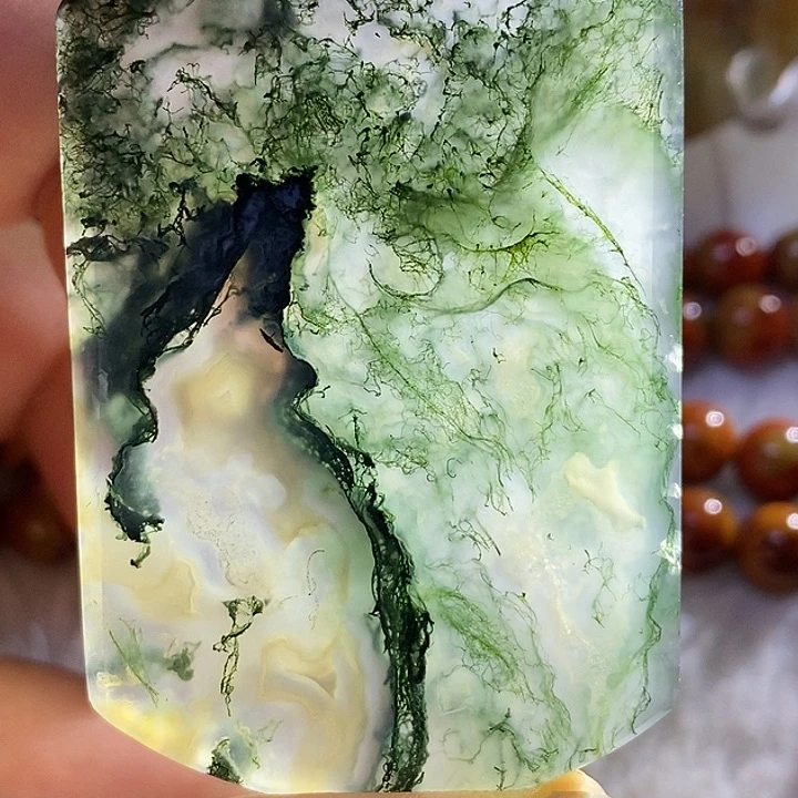 玛瑙/玉髓颈饰未镶嵌移**恋