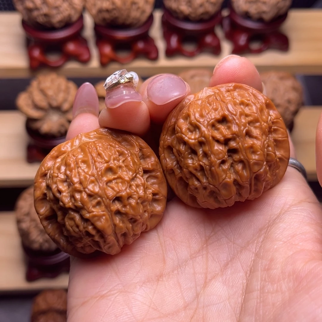 吊坠文玩核桃血麒麟