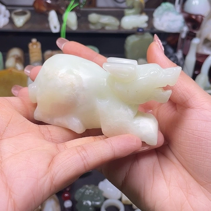 和田玉（糖玉）未镶嵌颈饰