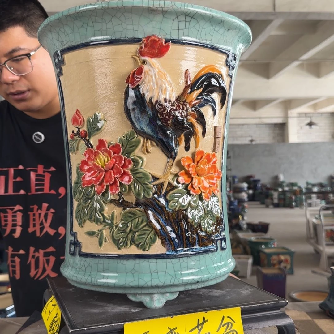 。颜色深浅变化 缝隙 修补痕迹 内28*36