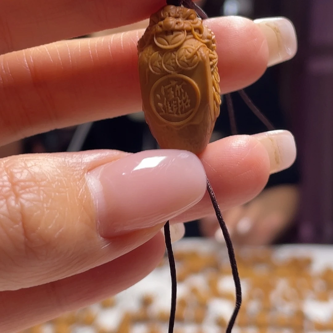 橄榄核吊坠橄榄核