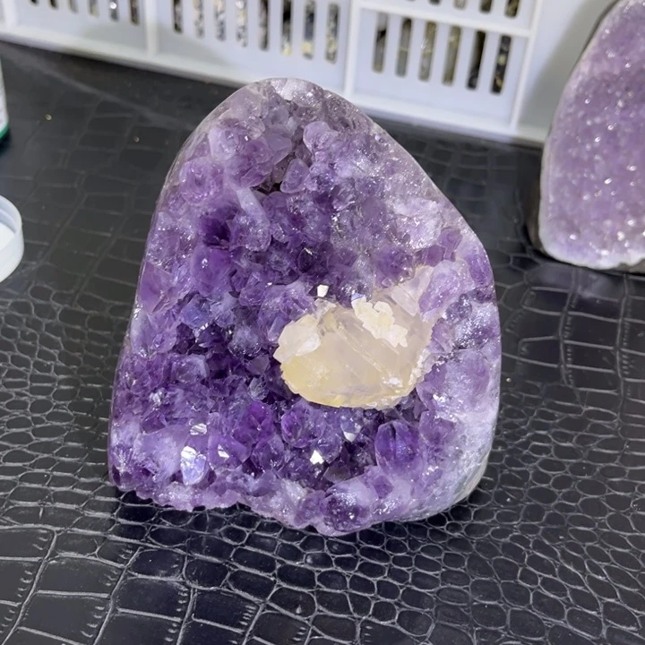 水晶珠宝半成品未镶嵌