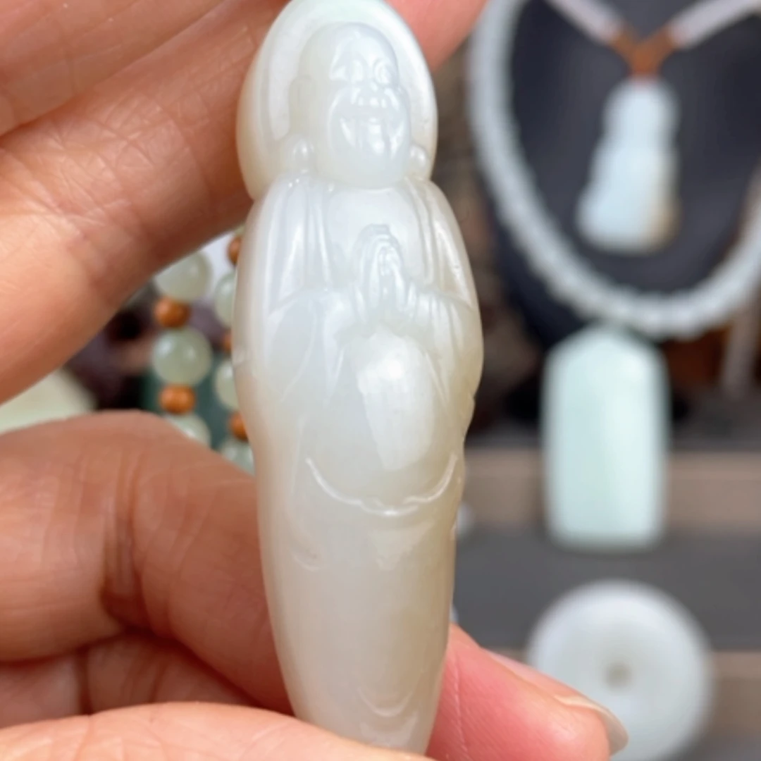 【闪购商品】颈饰未镶嵌和田玉