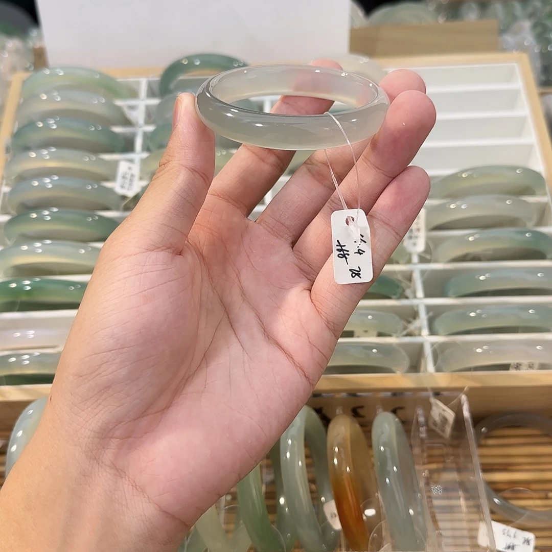 手镯玛瑙/玉髓未镶嵌圈口54.4