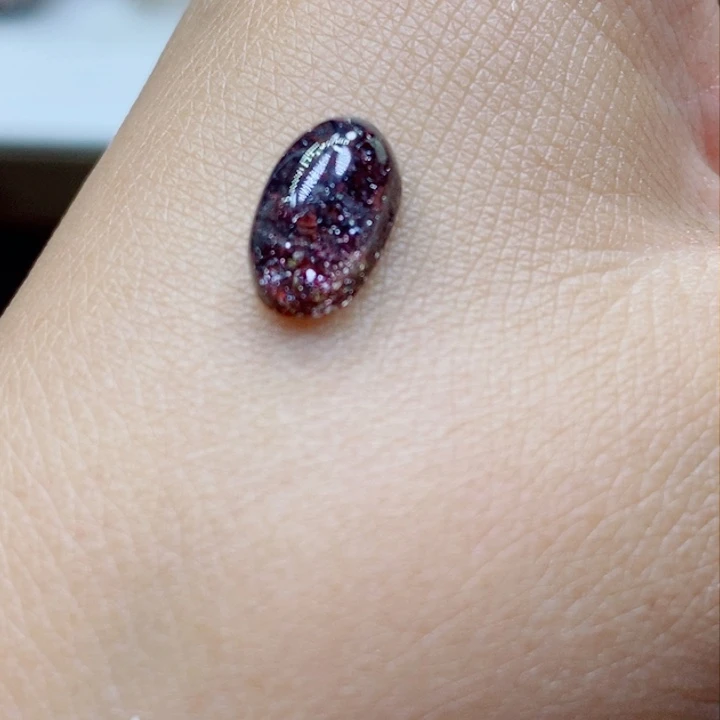 未镶嵌颈饰水晶?****?水晶