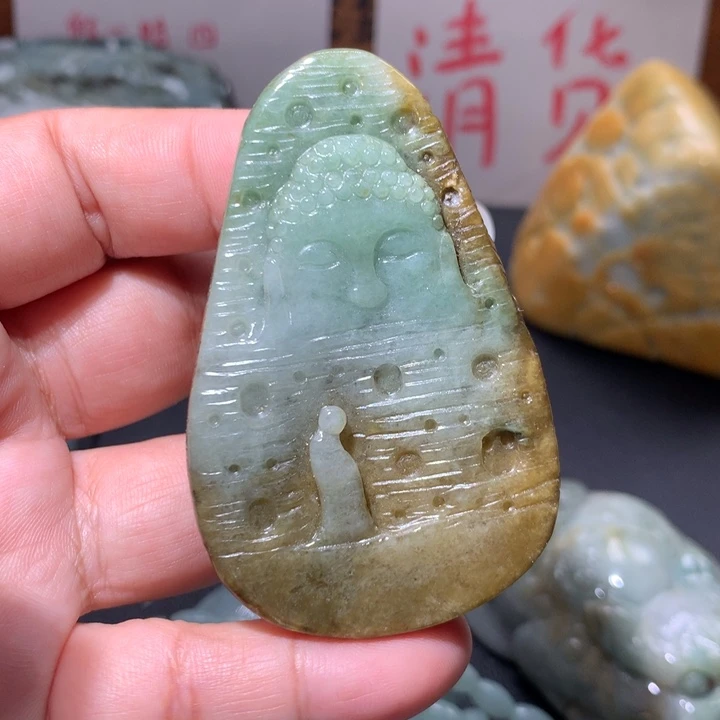 翡翠未镶嵌颈饰保真天然A货翡翠