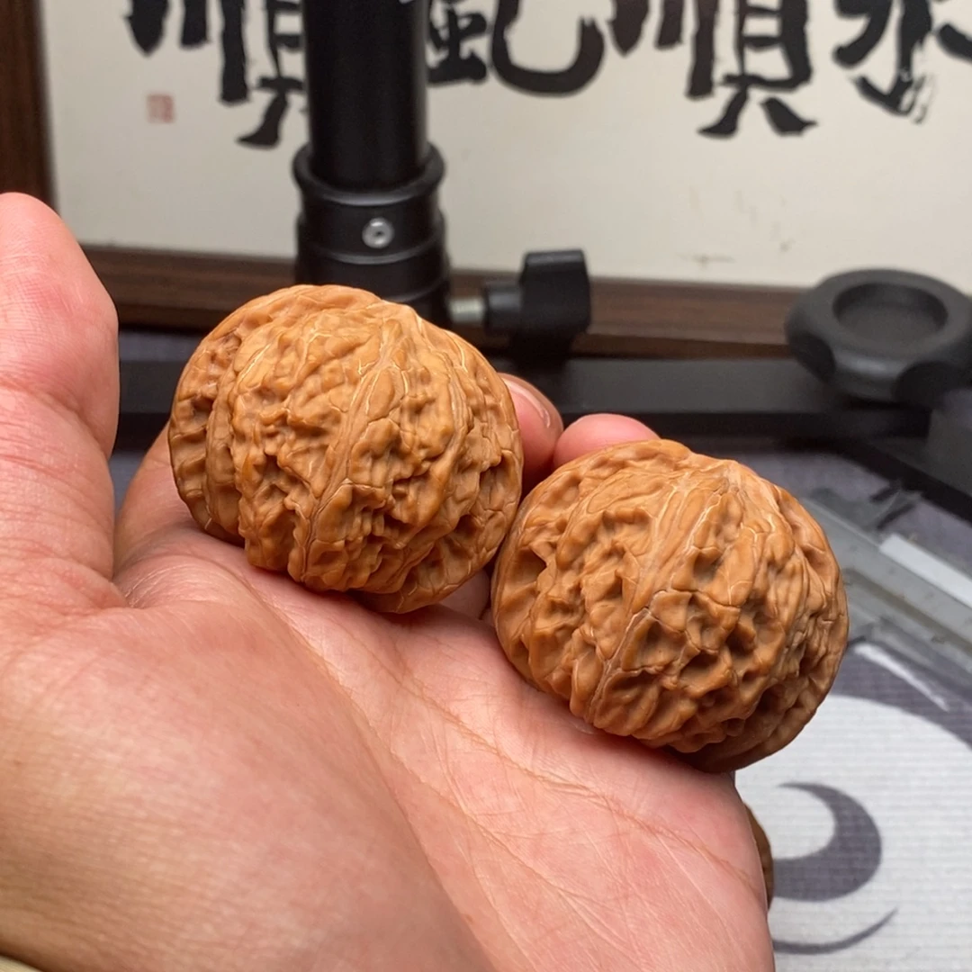 把件文玩核桃精配磨盘44尺