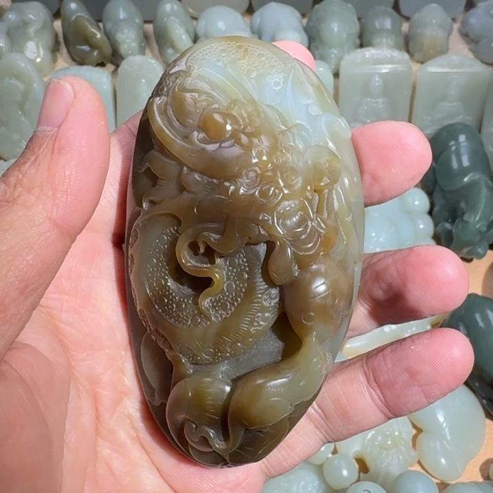 和田玉未镶嵌挂件