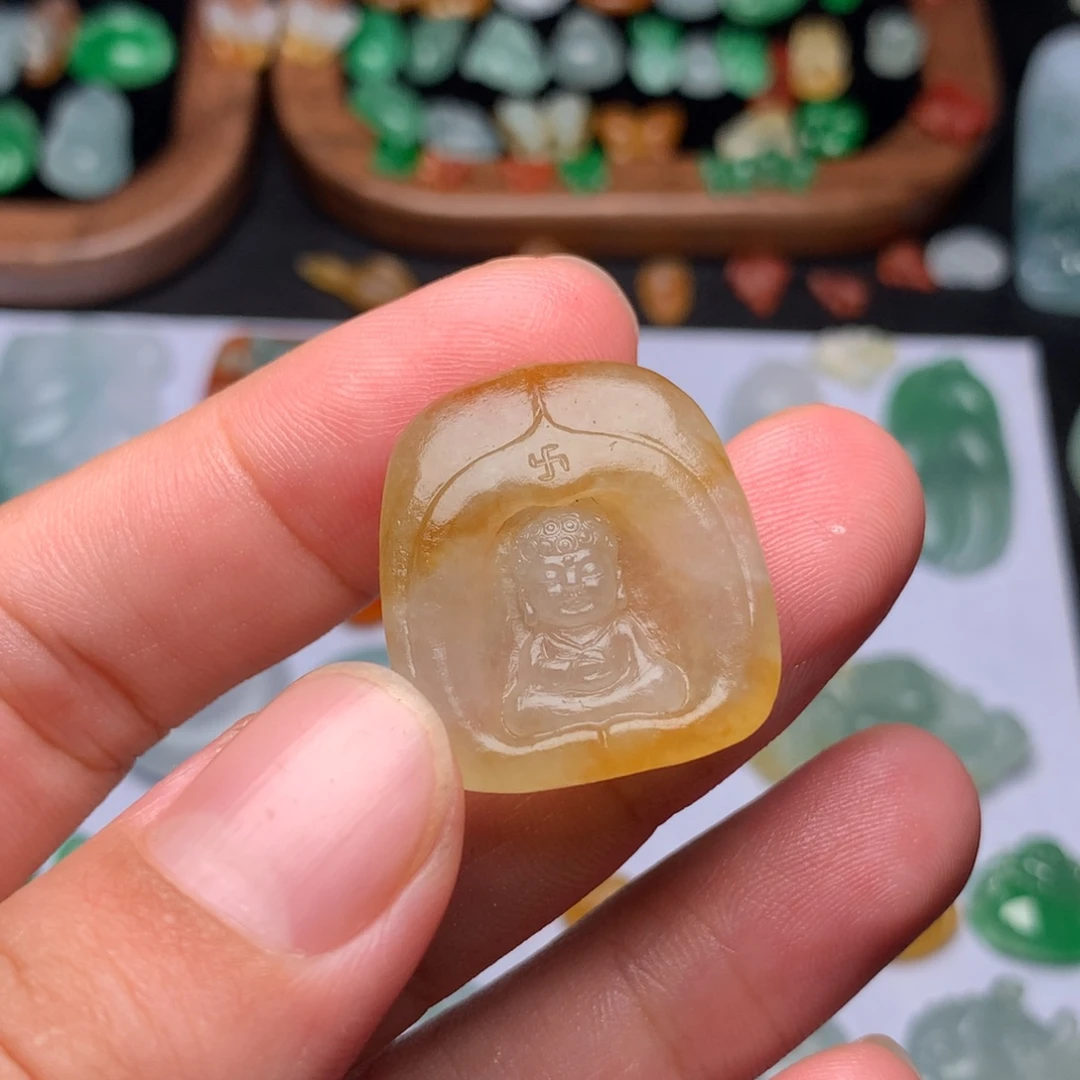 定制翡翠未镶嵌宝宝佛
