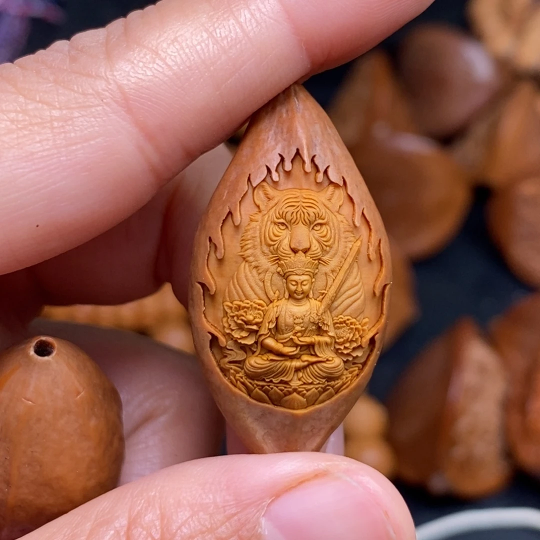 菩提籽类橄榄猴头核桃雕刻手串手链