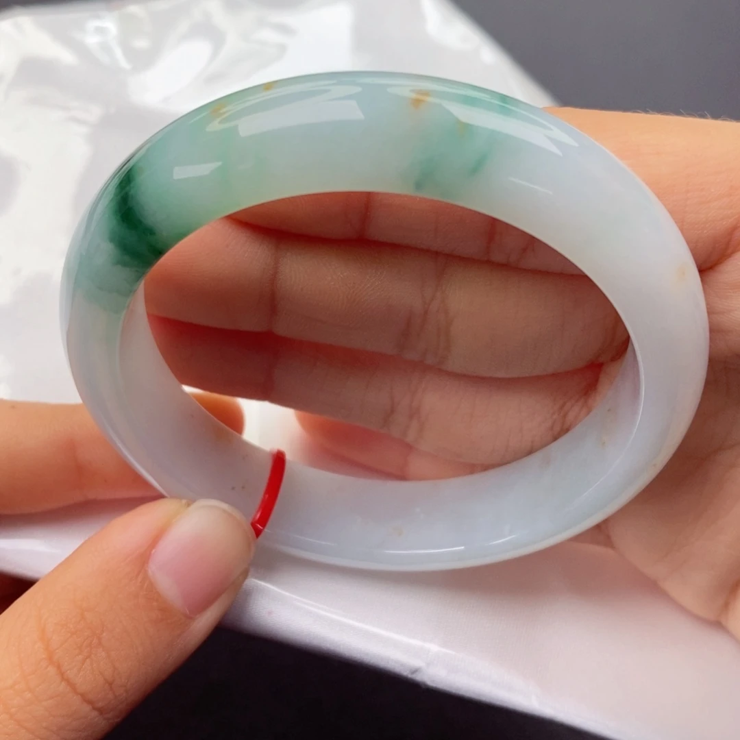 翡翠未镶嵌手镯56正圈