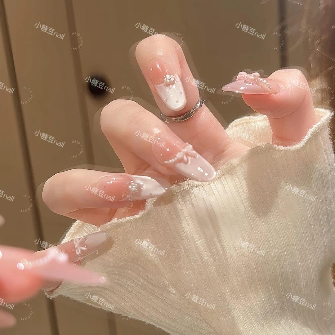 【可可小姐】可爱蝴蝶结法式美甲贴片长款爆闪菱格显白百搭穿戴甲