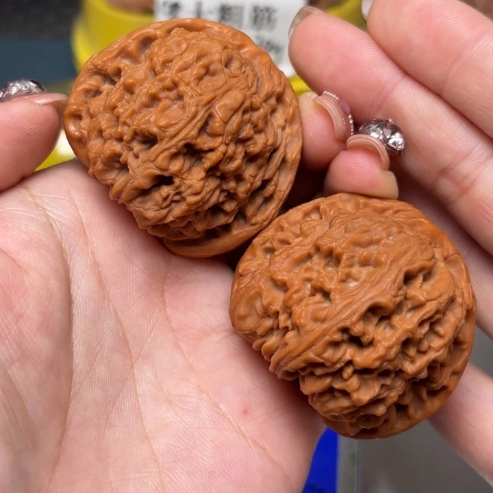 A***俊吊坠文玩核桃47-31322-02