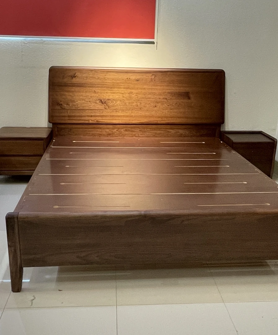 实木大床轻奢1.8米双人床实木床床尾主卧家用简约木家具