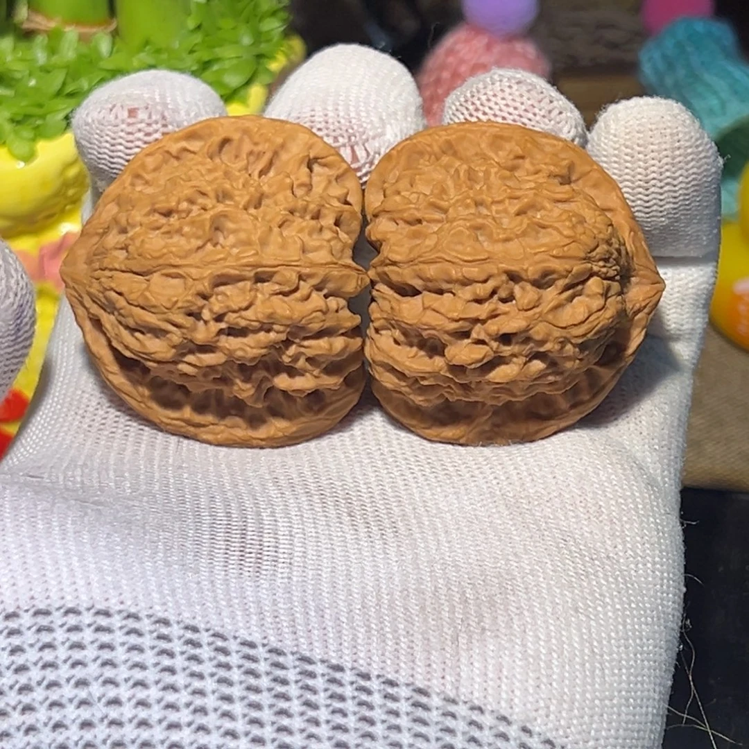 吊坠文玩核桃43桃心三角 小凹底