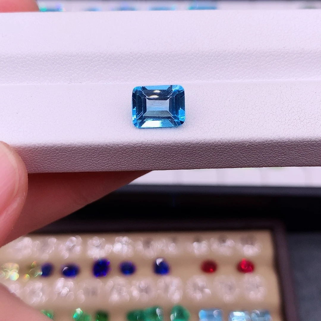 托帕石裸石未镶嵌