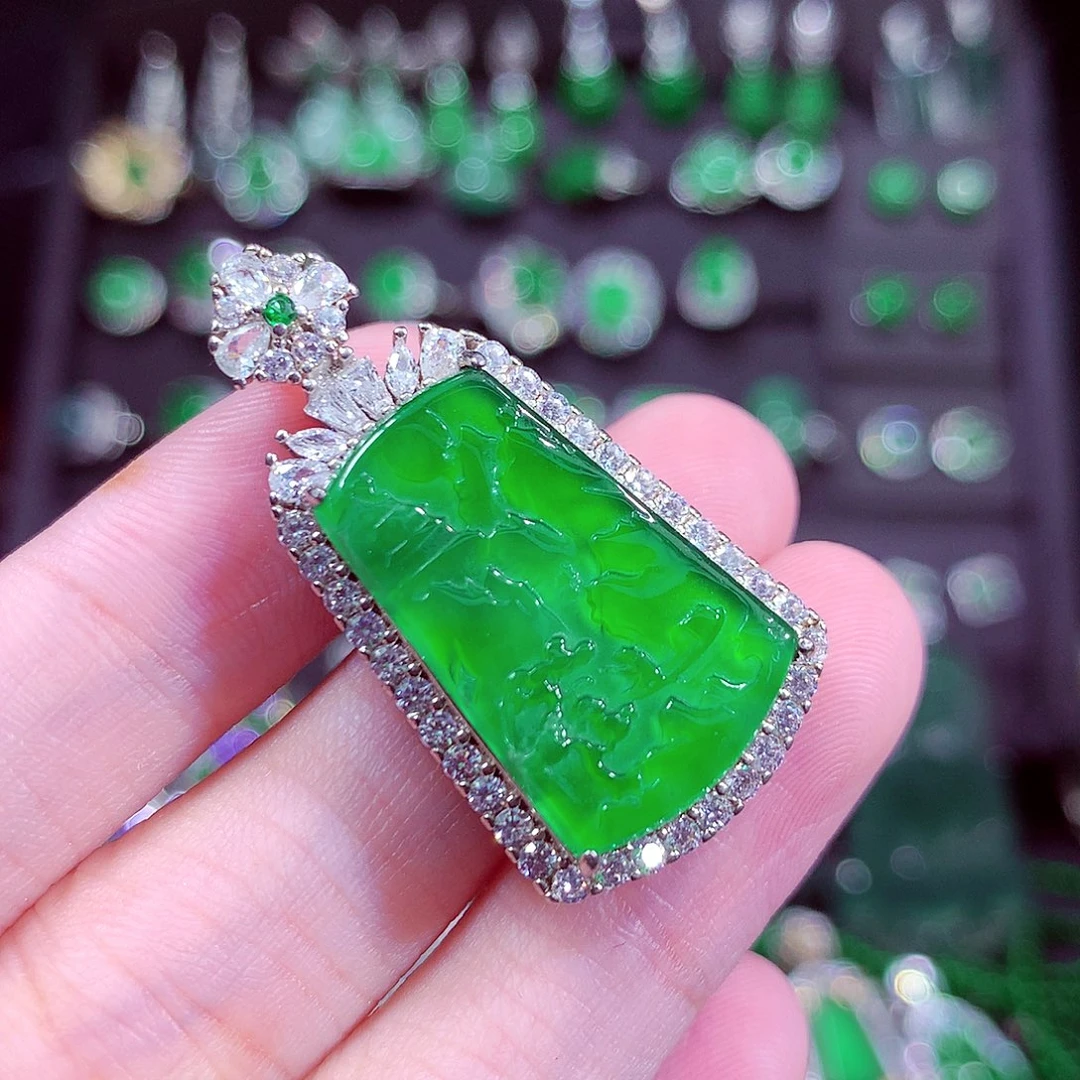 翡翠未镶嵌颈饰天然