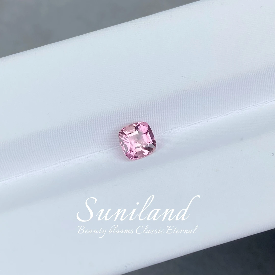 G613-FW-0.62ct垫形樱花粉色碧玺裸石