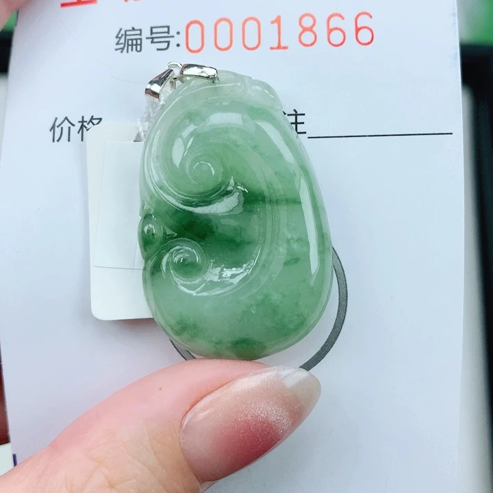 翡翠银S925镶嵌颈饰