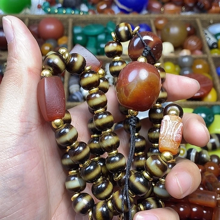 未镶嵌颈饰玛瑙/玉髓