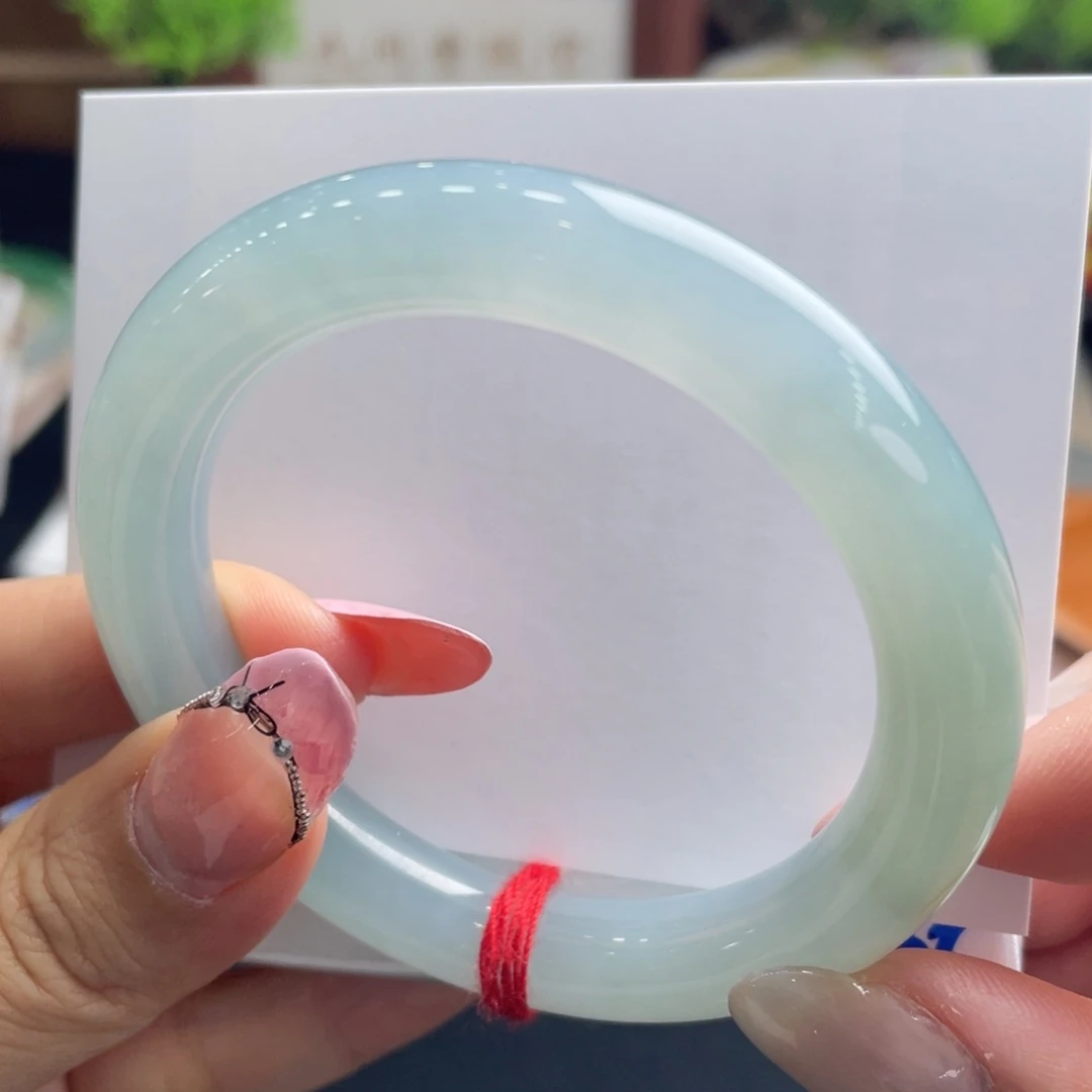 翡翠未镶嵌手镯02号 51圆条海蓝之谜