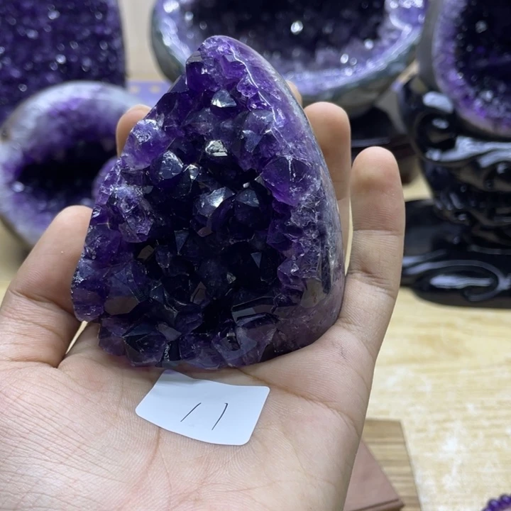 未镶嵌大型摆件（非配饰）紫晶
