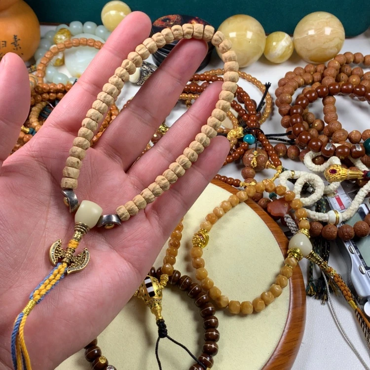 【闪购商品】柏香籽/百香籽吊坠。。。。。。。。。。。。